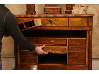 Secretaire