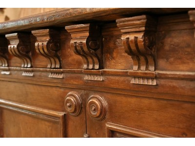 Credenza 